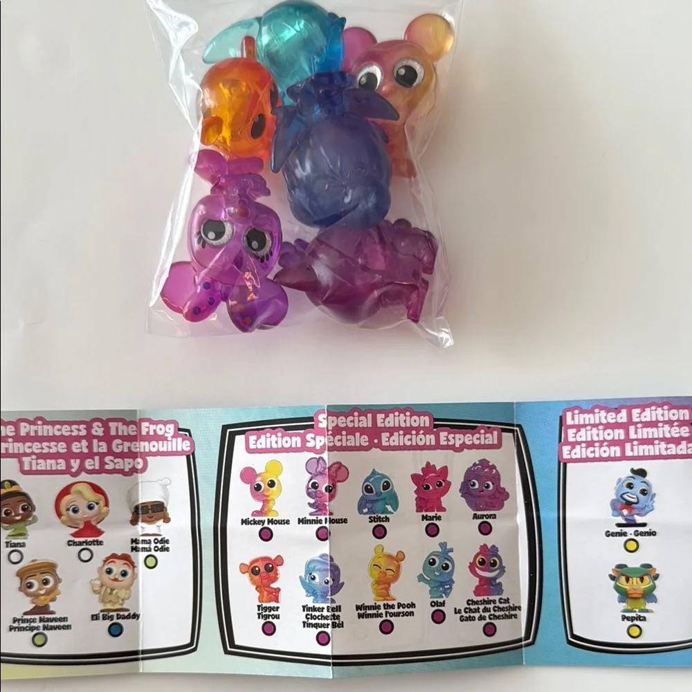 Disney Doorables Technicolor 6 Special Edition Figures - Picture 2 of 3